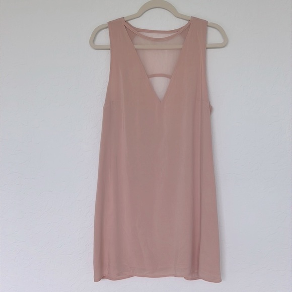 Urban Outfitters Silence + Noise Mini Dress V Neck Mesh Cutout Sleeveless Shift - Picture 7 of 17